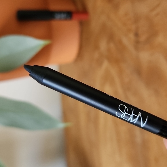 Nars eyeliner and lip pencil samples - Picture 4 of 6